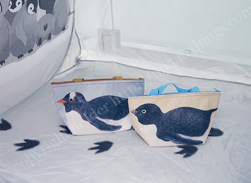 ペンギン保冷バッグがテントに
